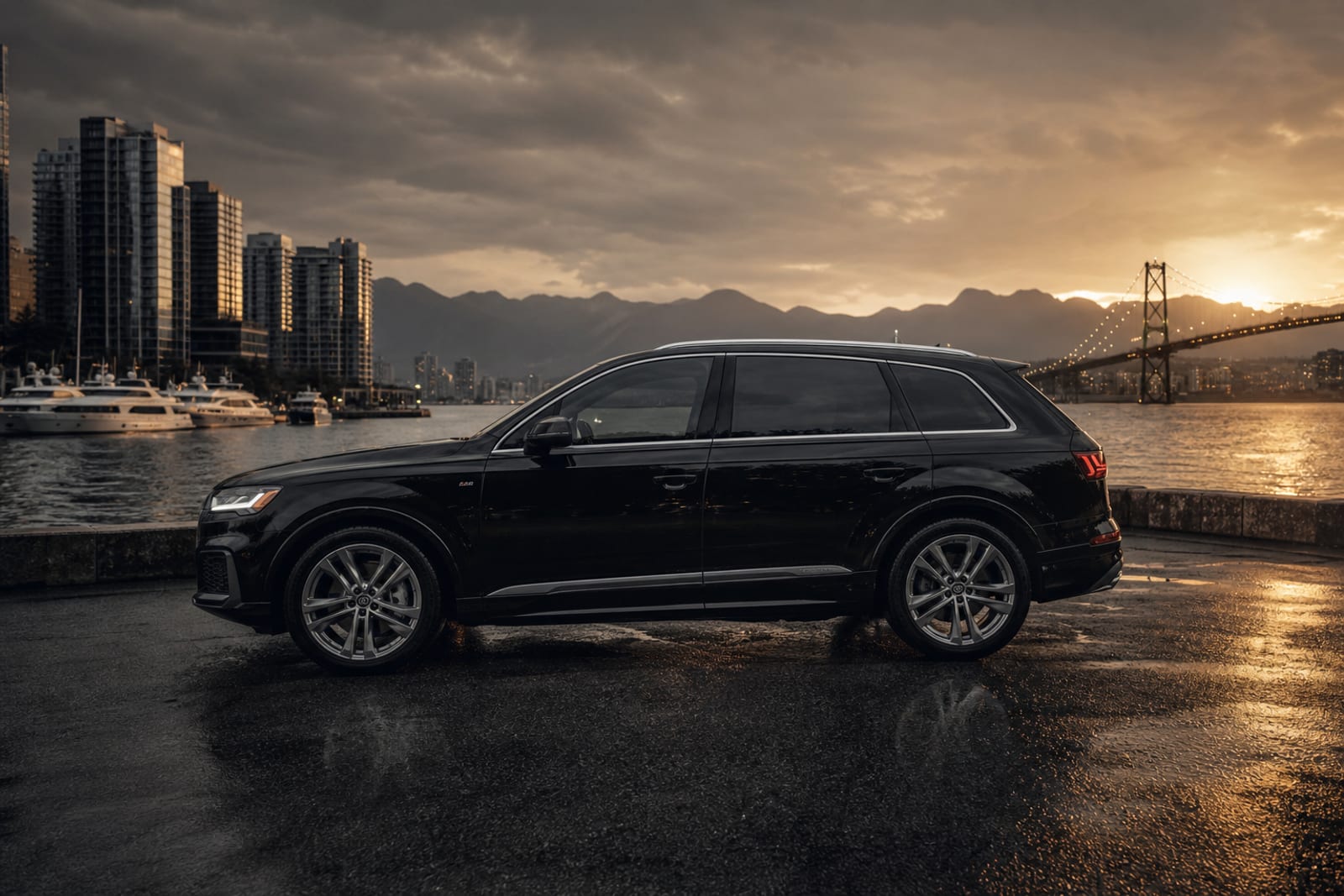 Black Audi Q7 外观 3 温哥华豪车租赁