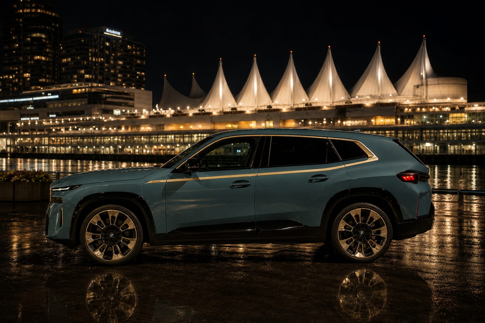 Cape York Green BMW XM 外观 3 温哥华豪车租赁