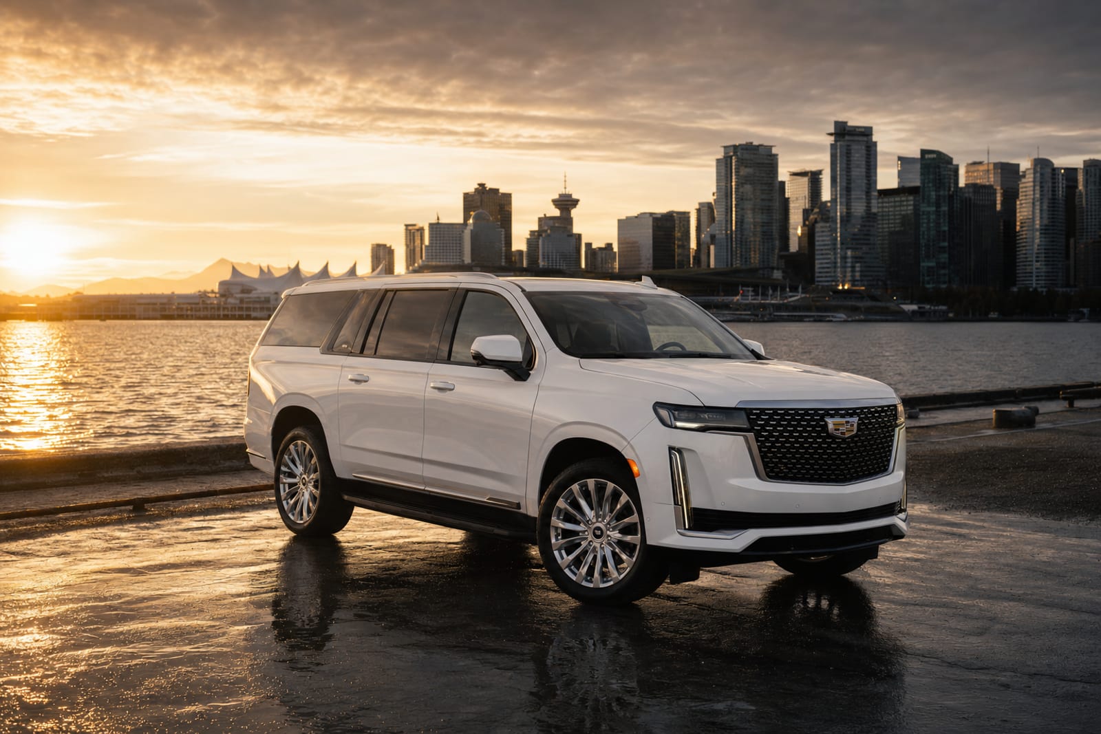 White 2024 Cadillac Escalade ESV 生活方式 温哥华豪车租赁