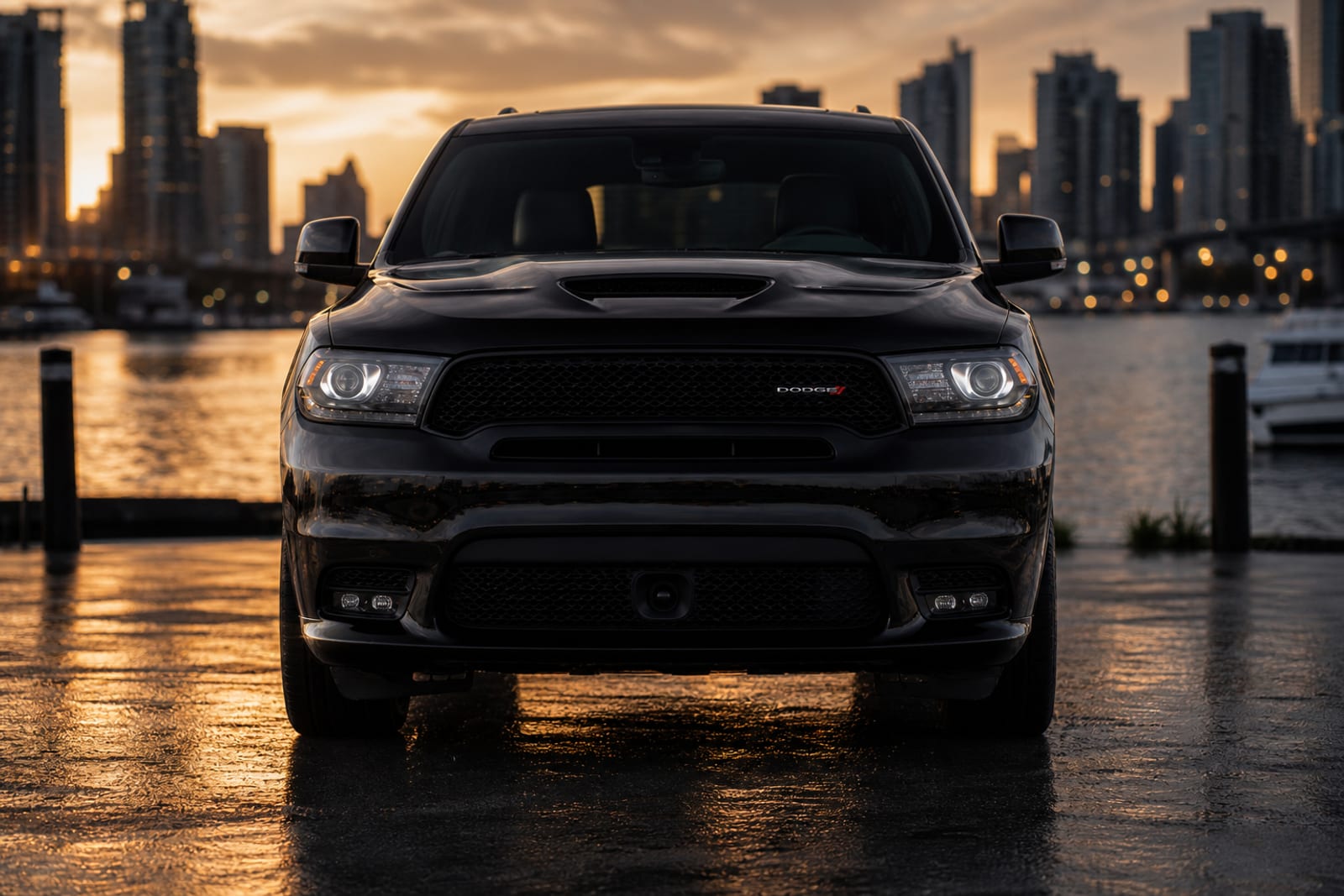Black 2022 Dodge Durango 外观 4 温哥华豪车租赁