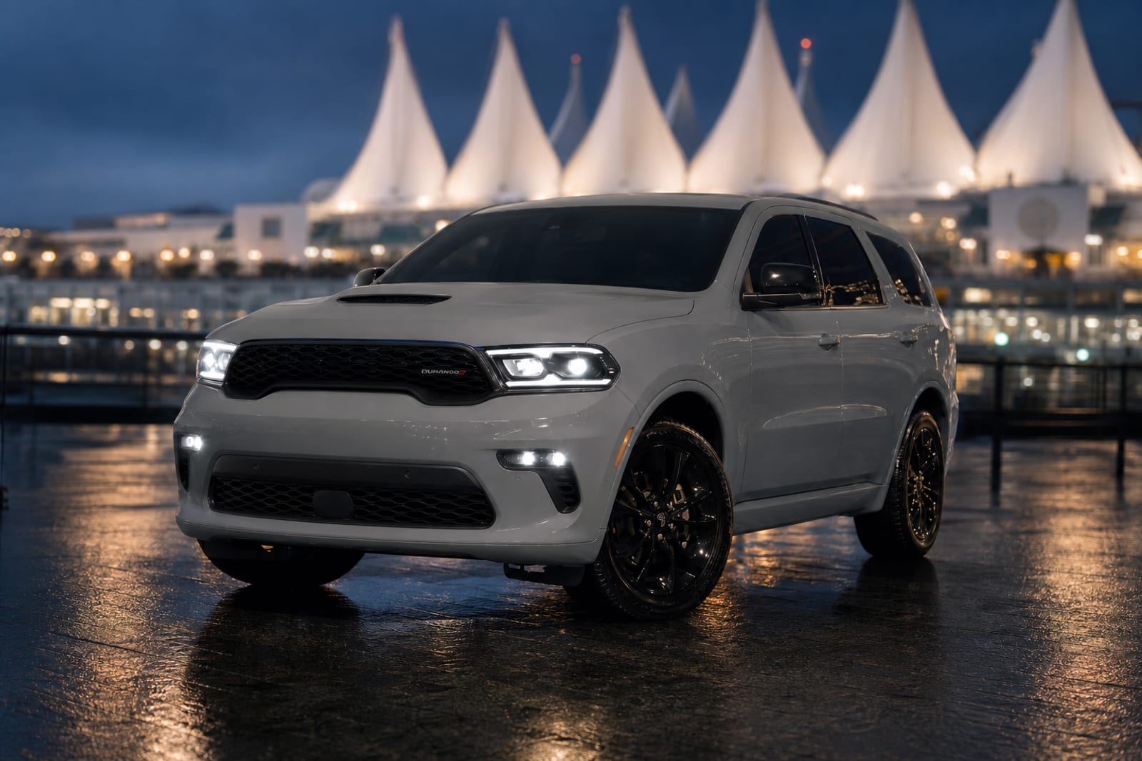 Grey 2023 Dodge Durango 外观 1 温哥华豪车租赁
