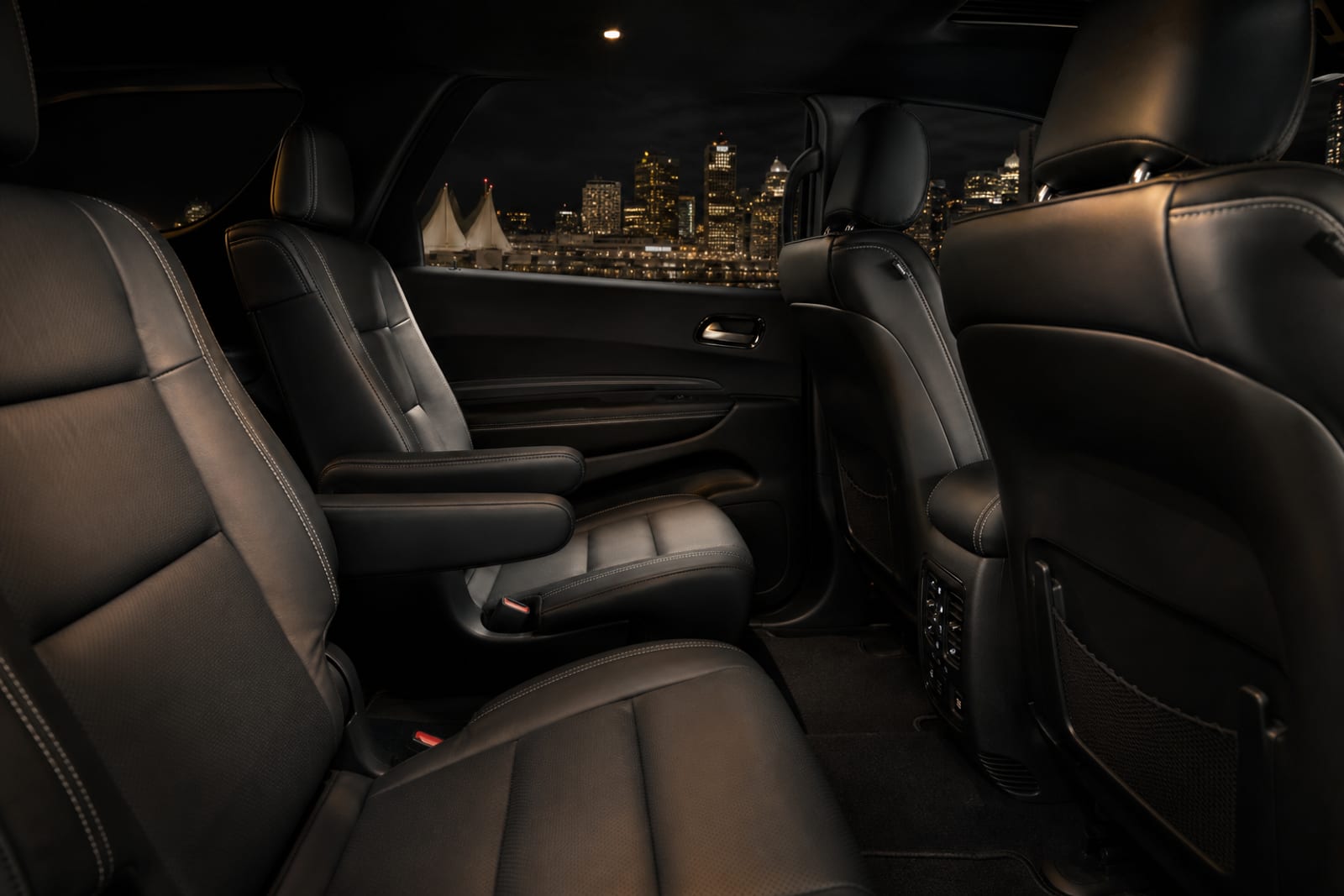 Grey 2023 Dodge Durango 内饰 3 温哥华豪车租赁