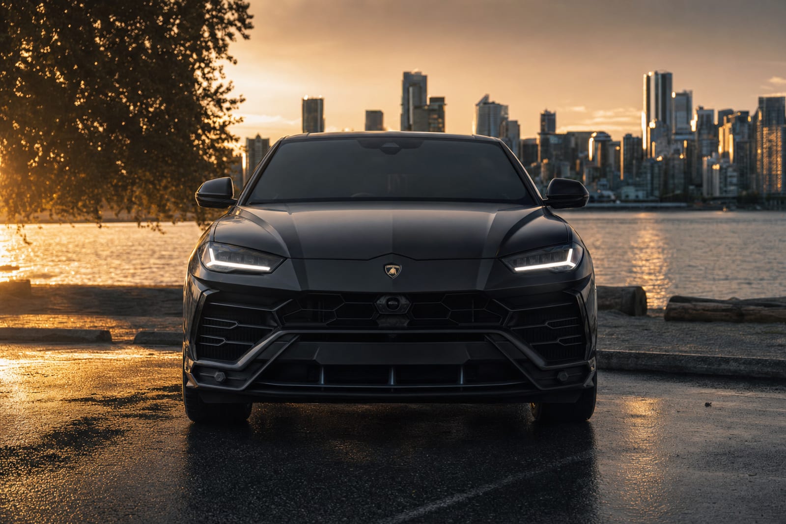 Black Lamborghini Urus 外观 4 温哥华豪车租赁