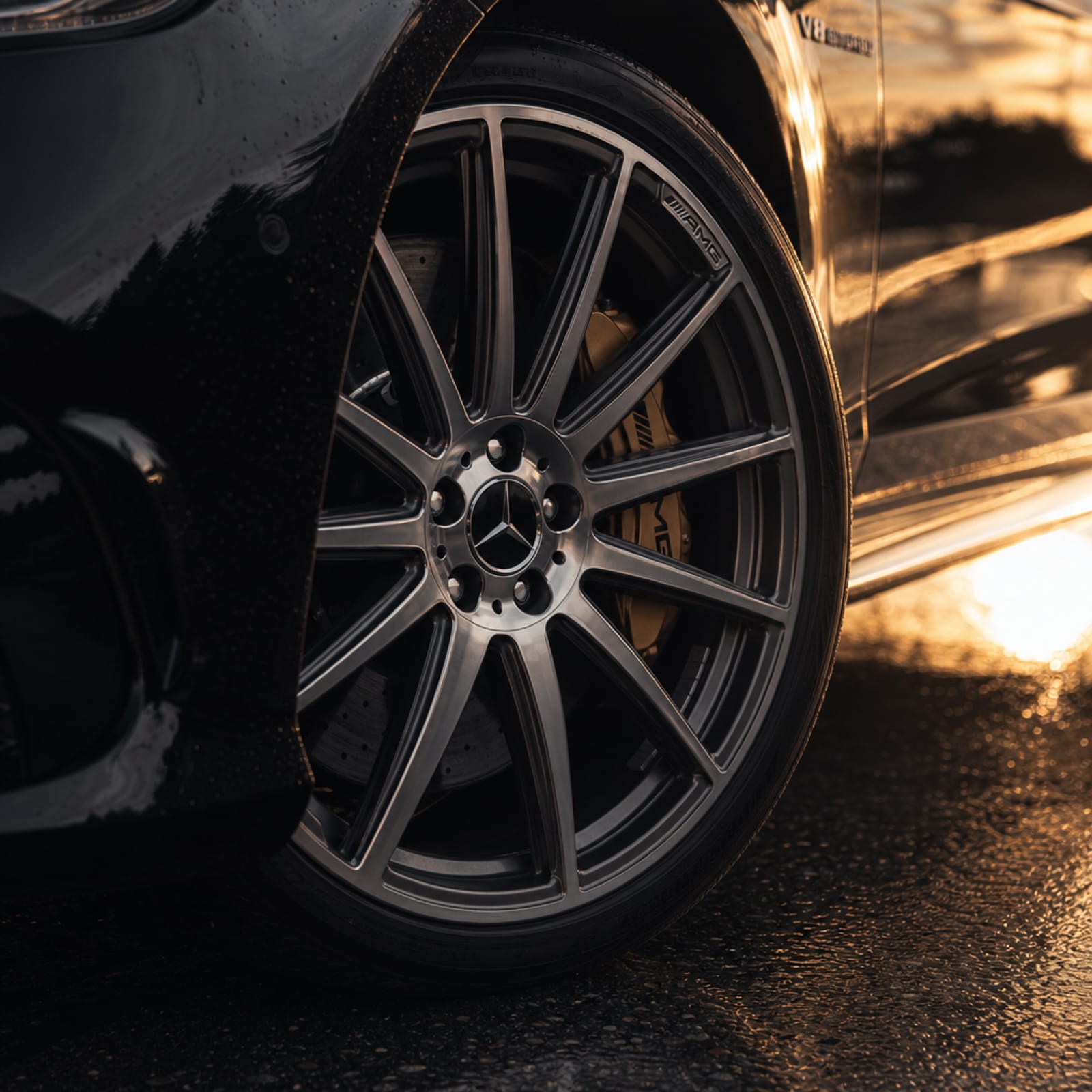 Black Mercedes-AMG S 63 细节 1 温哥华豪车租赁