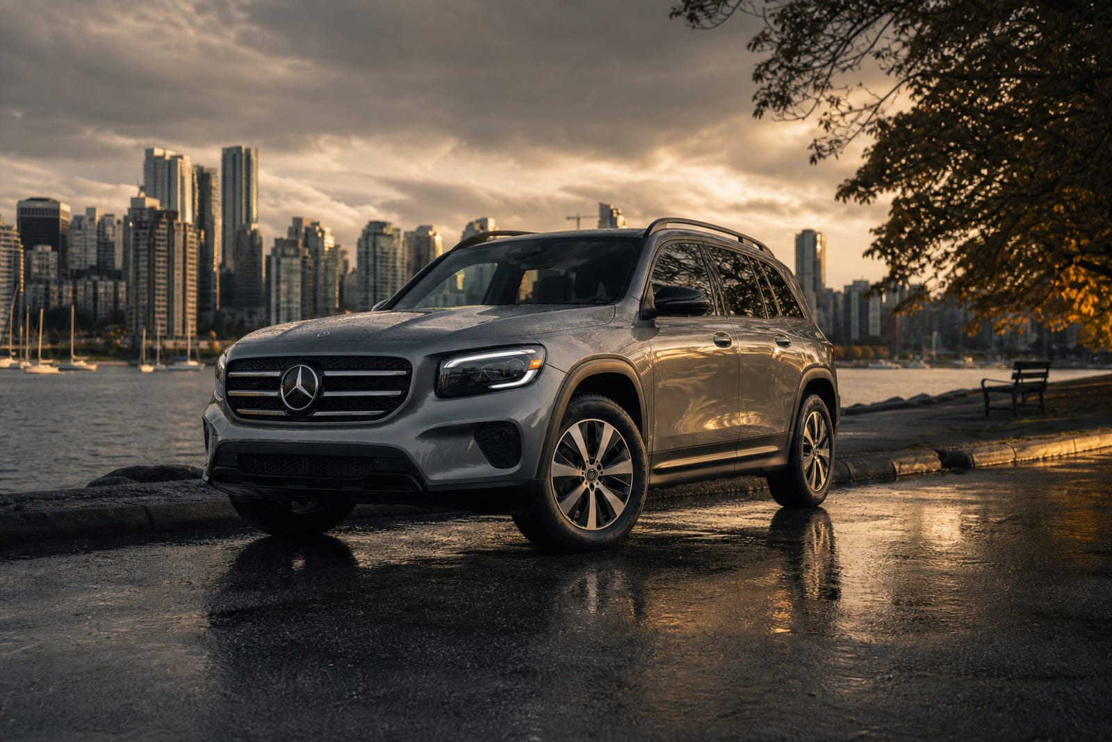 Silver 2024 Mercedes-Benz GLB 外观 1 温哥华豪车租赁