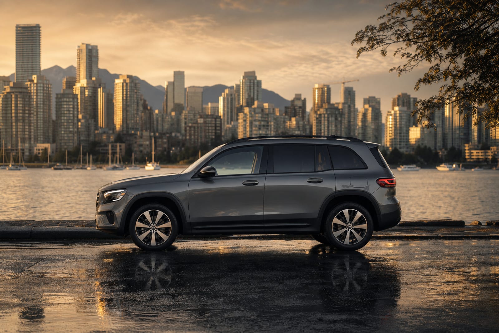 Silver 2024 Mercedes-Benz GLB 外观 3 温哥华豪车租赁
