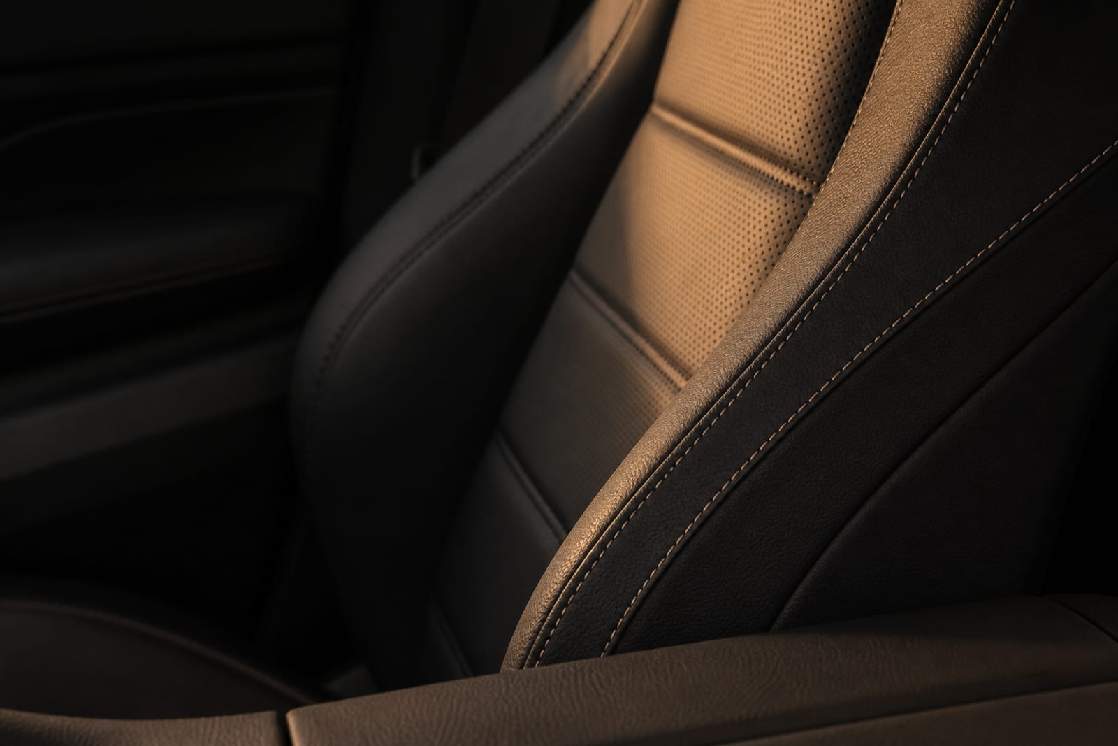 Black 2023 Mercedes-Benz GLE 内饰 4 温哥华豪车租赁