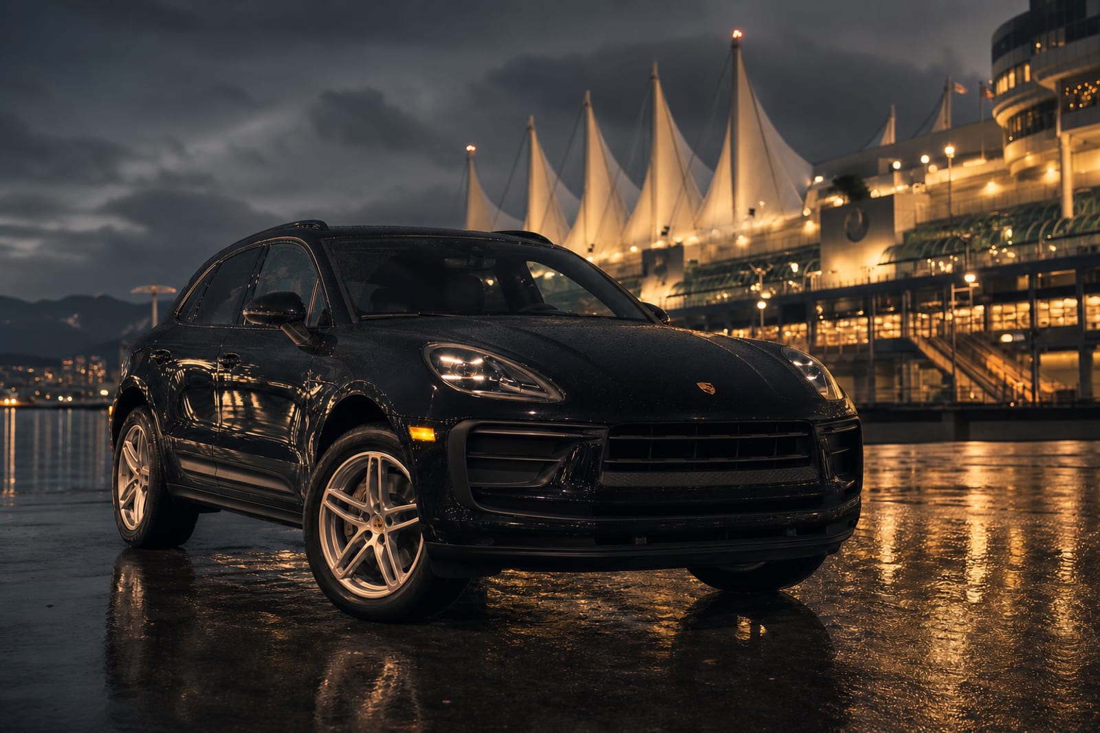 Black 2024 Porsche Macan 外观 1 温哥华豪车租赁
