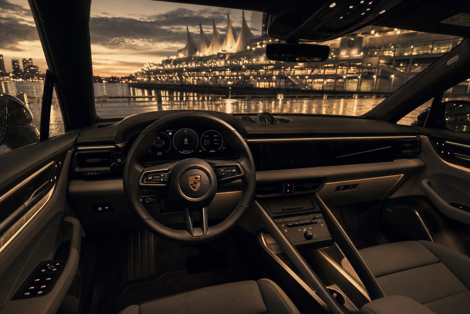 Black 2024 Porsche Macan 内饰 1 温哥华豪车租赁