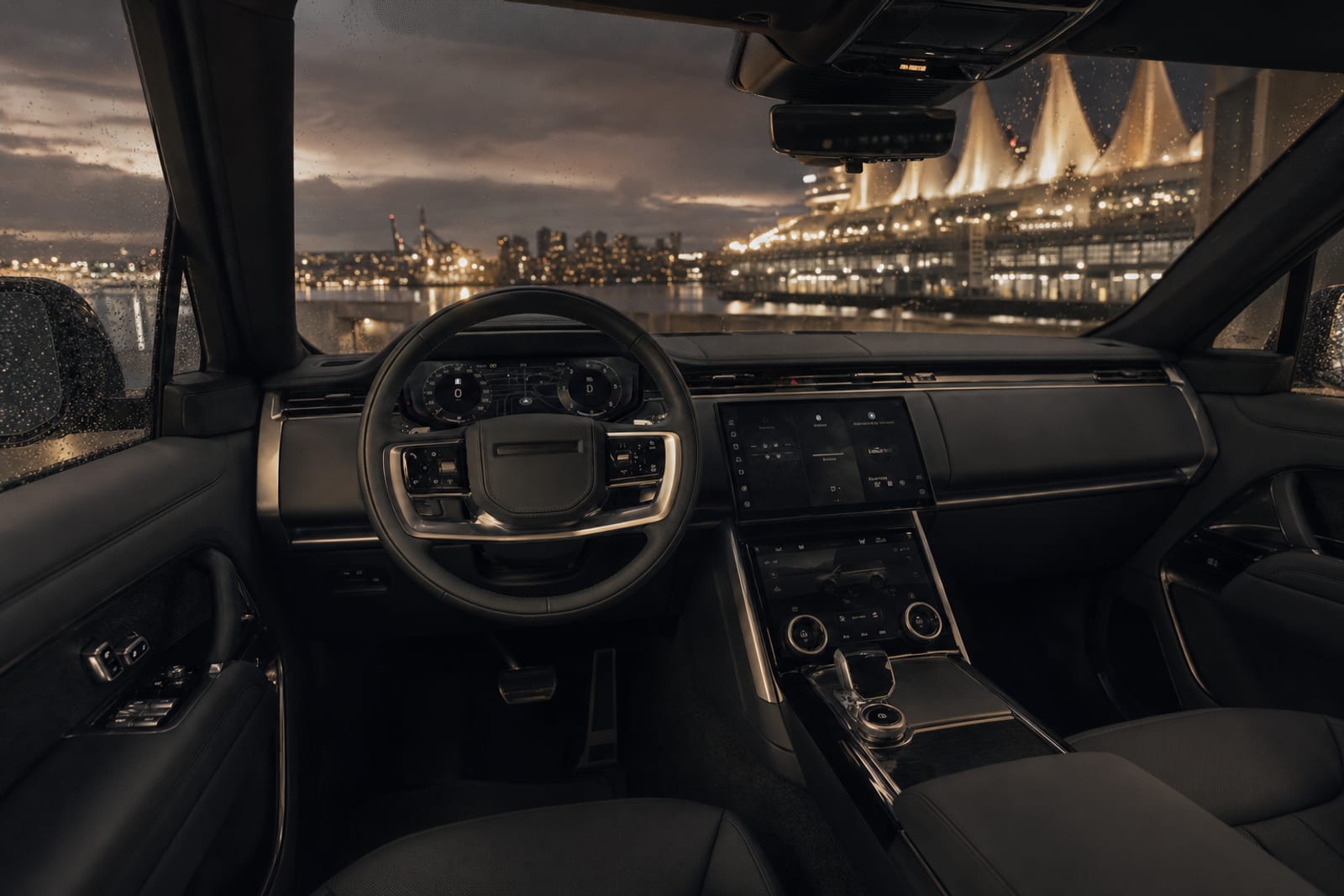 Black 2023 Land Rover Range Rover 内饰 1 温哥华豪车租赁