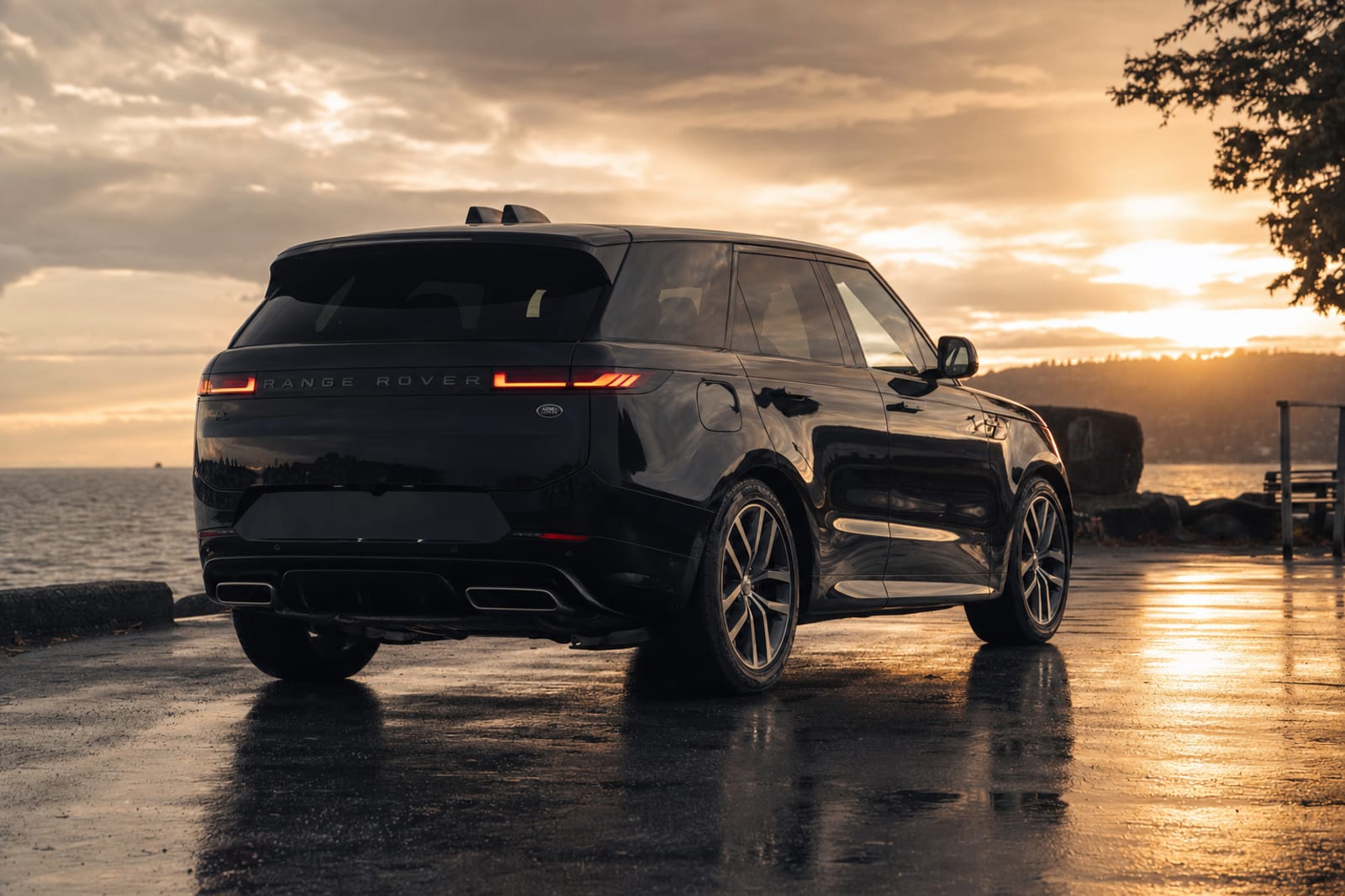 Black 2023 Land Rover Range Rover Sport 外观 2 温哥华豪车租赁