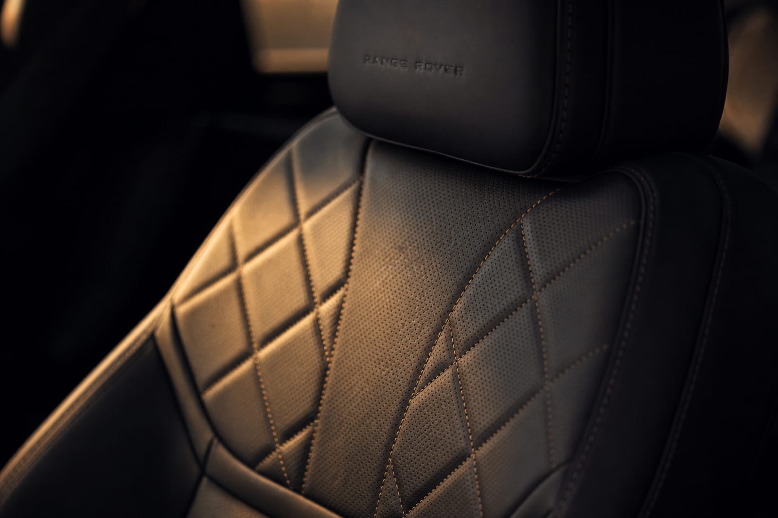 Black 2023 Land Rover Range Rover Sport 内饰 4 温哥华豪车租赁