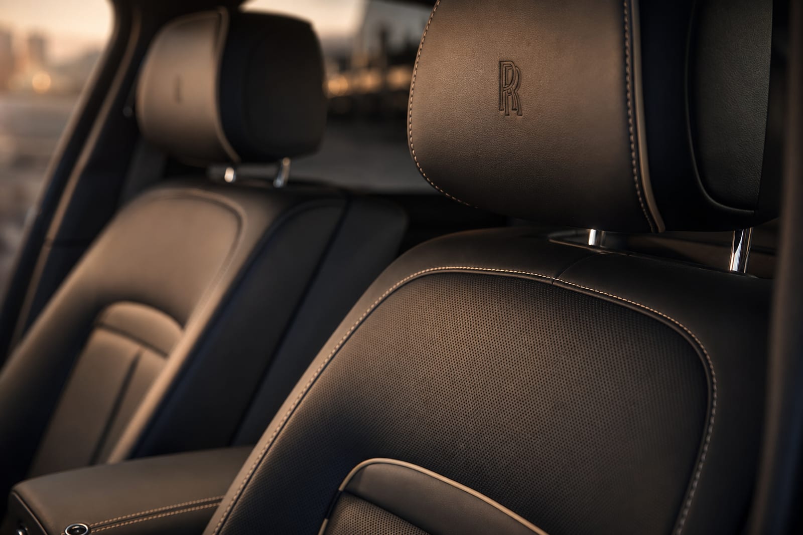 Black Rolls-Royce Ghost 内饰 4 温哥华豪车租赁